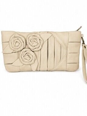 👜 Black Poppy Cream Floral Rosette Clutch Wristlet Evening Bag